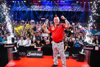 Peter Wright ends title drought in 2023 with victory at the Czech Darts Open